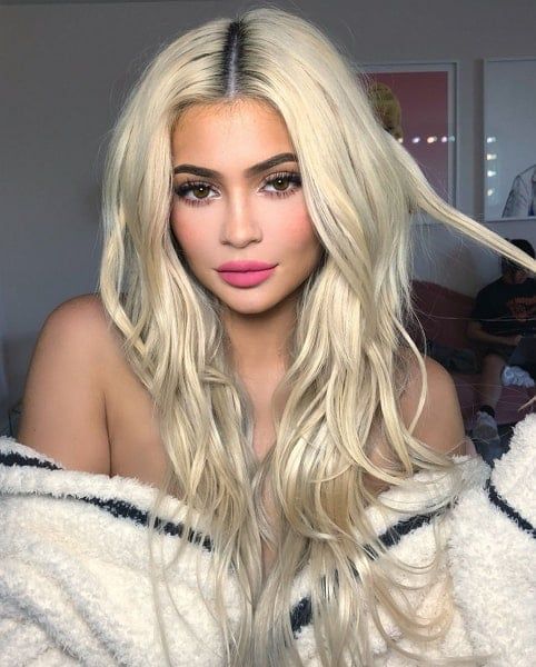 Kylie Jenner: Der Aufstieg eines Schönheitsmoguls