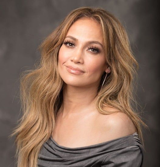 Jennifer Lopez: Ein Blick auf ihr Leben und ihre Karriere